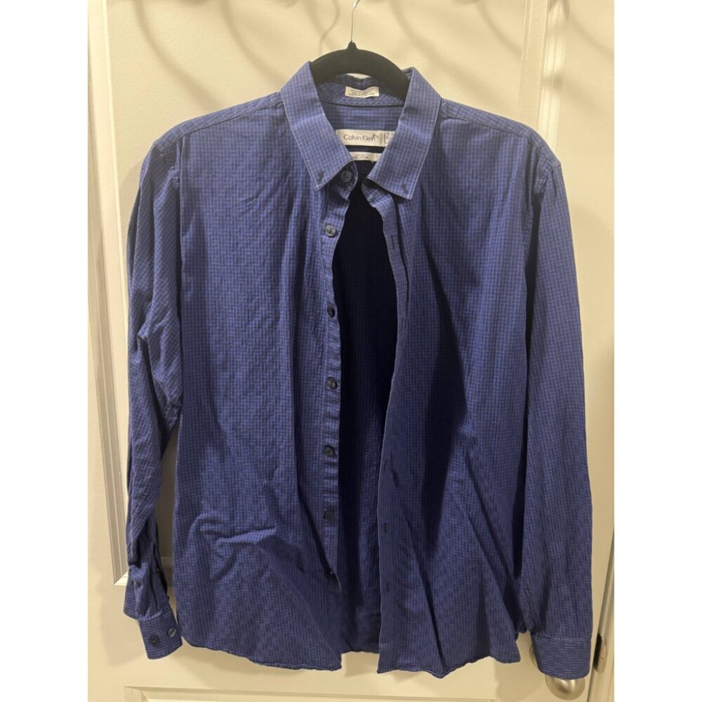Calvin Klein Button Down Shirt Men Medium Blue Long Sleeves Collared Outdoor